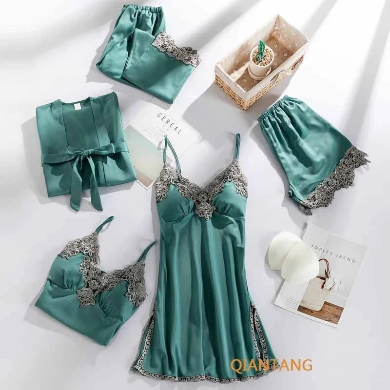 Ensemble pyjama en dentelle et Satin pour femmes, 5 pièces, Sexy, col en v, Lingerie intime, vêtements de nuit pour la maison
Ensemble pyjama en dentelle et Satin pour femmes, 5 pièces, Sexy, col en v, Lingerie intime, vêtements de nuit pour la maison