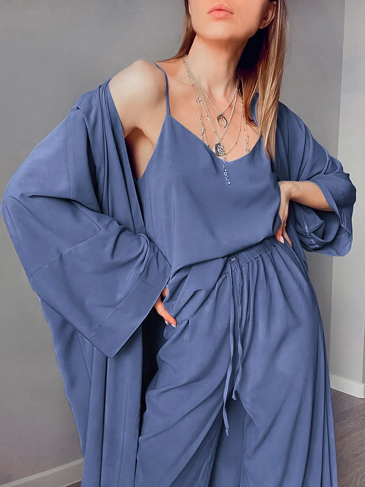 

2023 Batwing Sleeve Home Suit For Women Pajama Spaghetti Strap Set Woman 3 Pieces Trouser Suits Satin Nightie Elegant Robe Sets