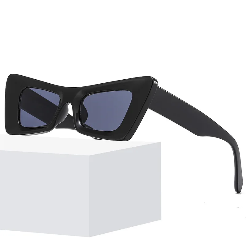 Cat Eye Sunglasses For Women Men Personality Car Driving Black White Sun Glasses Brand Design Luxury Vintage Male Ladies Eyewear
Cat Eye Sunglasses For Women Men Personality Car Driving Black White Sun Glasses Brand Design Luxury Vintage Male Ladies Eyewear