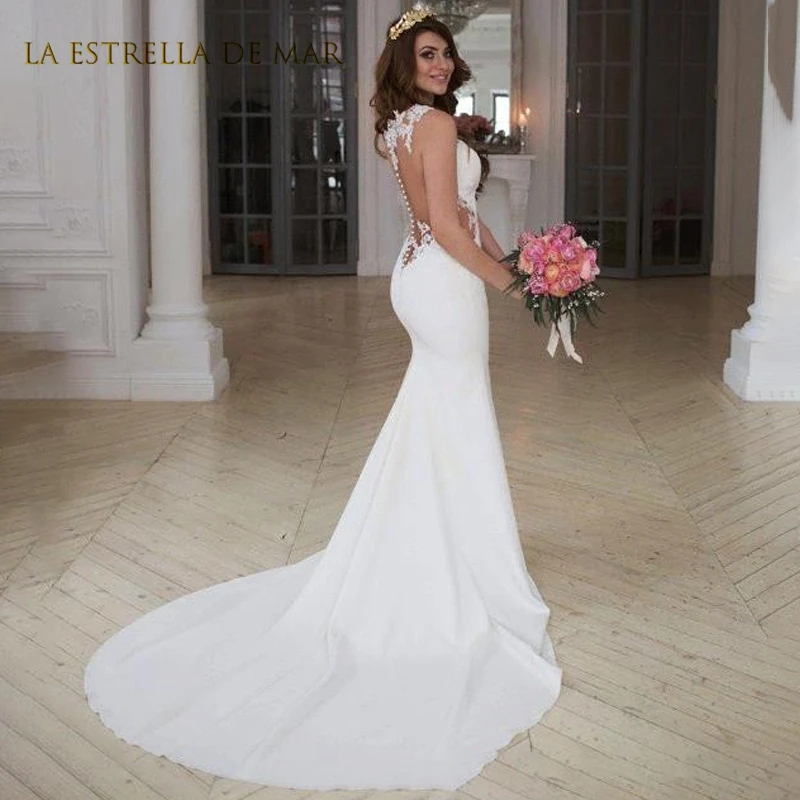 Женское свадебное платье с юбкой-годе, кружевное платье невесты с иллюзионным воротником и аппликацией, свадебное платье со шлейфом, весна-...
Женское свадебное платье с юбкой-годе, кружевное платье невесты с иллюзионным воротником и аппликацией, свадебное платье со шлейфом, весна-...