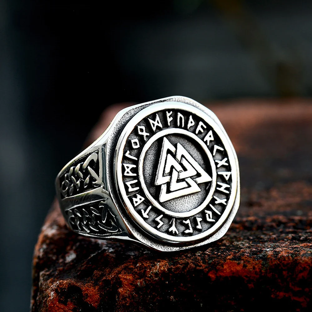 Vintage Viking Valknut Ring For Men 316L Stainless Steel Norse Odin Celtics Knot Viking Rune Ring Amulet Jewelry Accessories
Vintage Viking Valknut Ring For Men 316L Stainless Steel Norse Odin Celtics Knot Viking Rune Ring Amulet Jewelry Accessories