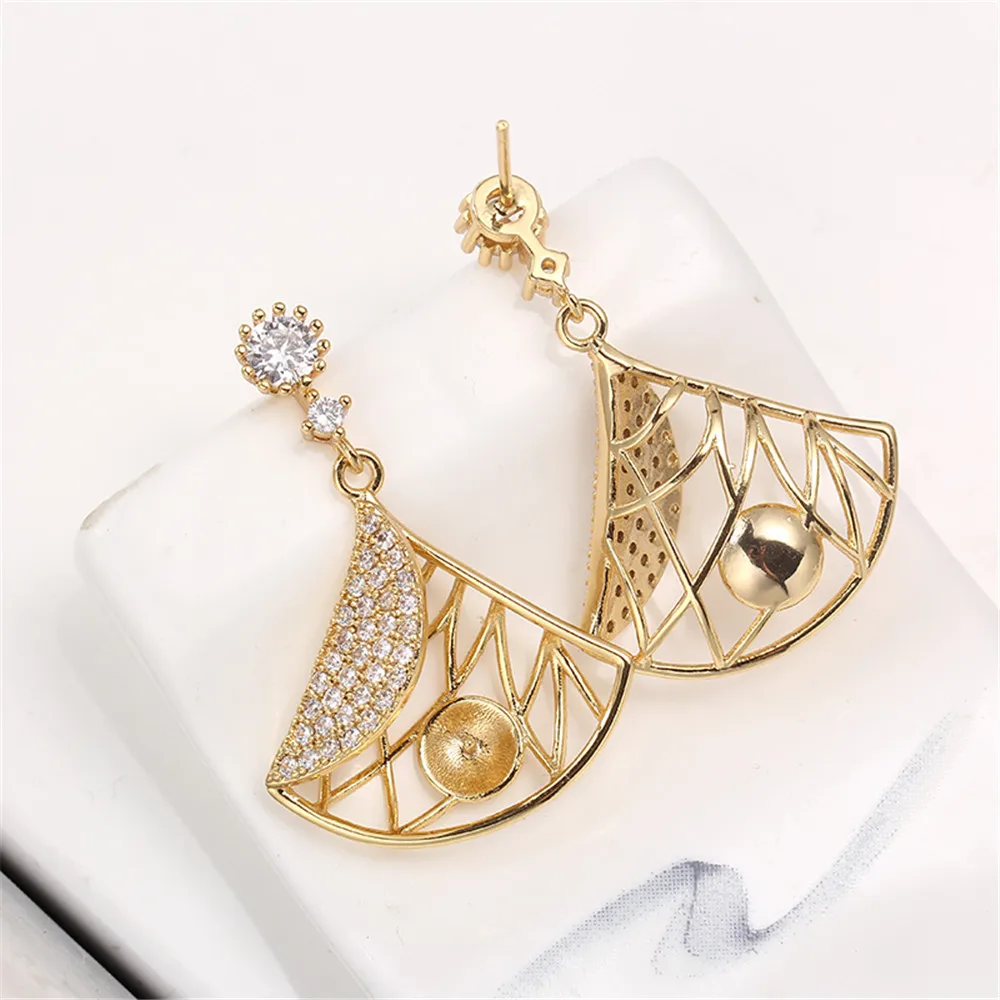 14K gold bag color preserving fan-shaped micro inlaid zircon S925 silver needle Earrings DIY accessories Earrings female
14K gold bag color preserving fan-shaped micro inlaid zircon S925 silver needle Earrings DIY accessories Earrings female