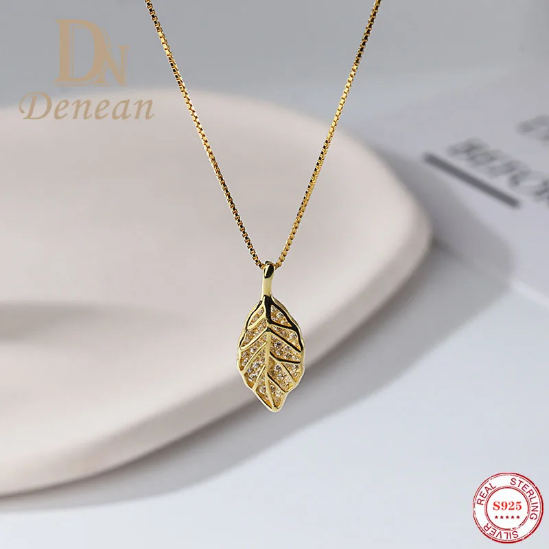 Denean 100% Sterling Silver 925 Leaves Leaf Necklace Diamond Simple Pendant for Women Wedding Party Lucky Fine Jewelry 2022 New
Denean 100% Sterling Silver 925 Leaves Leaf Necklace Diamond Simple Pendant for Women Wedding Party Lucky Fine Jewelry 2022 New