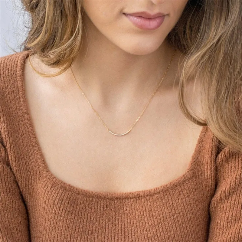 2022 New Fashion Women Ins Simple Geometric Zircon Pendant Necklace Women Sexy Party Copper Clavicle Chain Necklace Jewerly
2022 New Fashion Women Ins Simple Geometric Zircon Pendant Necklace Women Sexy Party Copper Clavicle Chain Necklace Jewerly