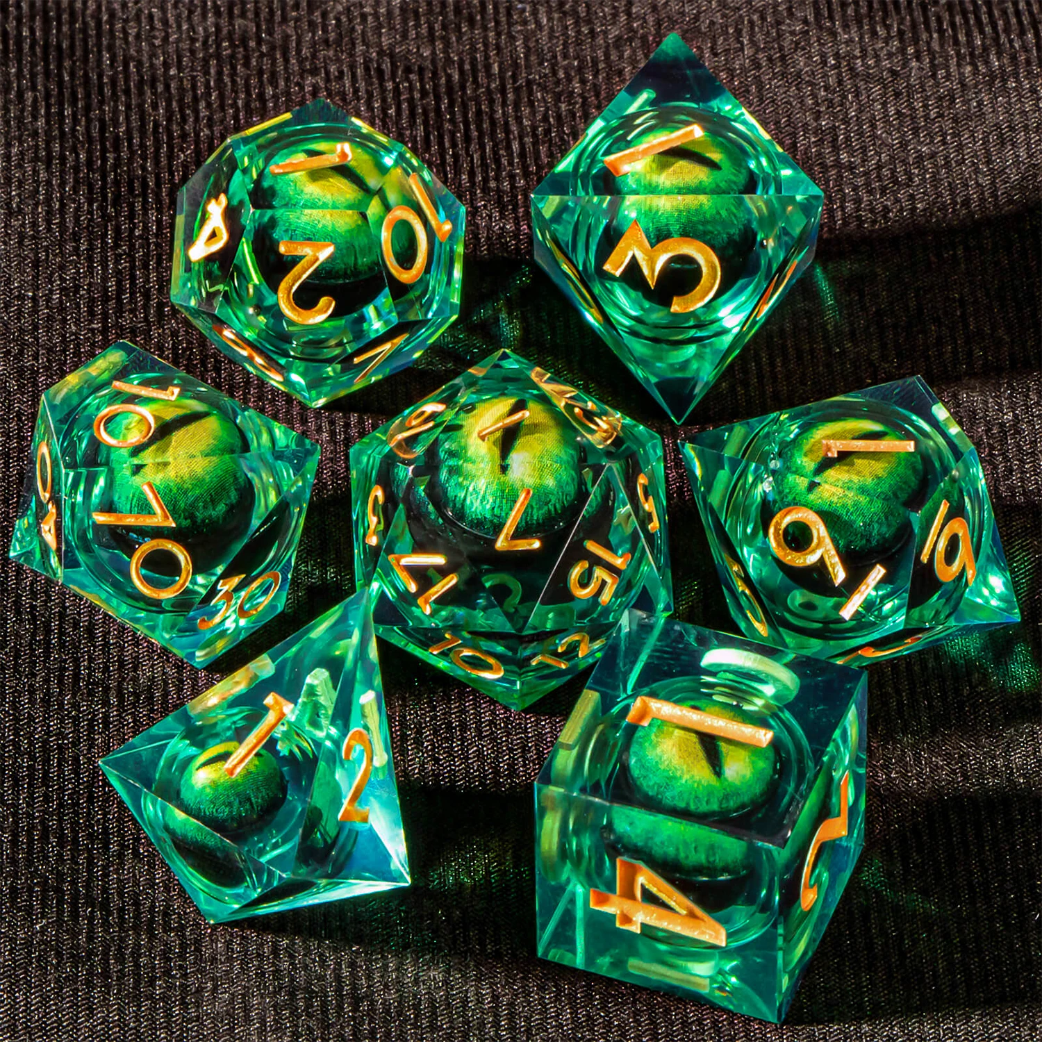 

Resin Sharp Edge Polyhedral Lliquid Core Dice DND Set for RPG Role Playing Games Dungeon and Dragon Gamer D&d Dice or Board Gam