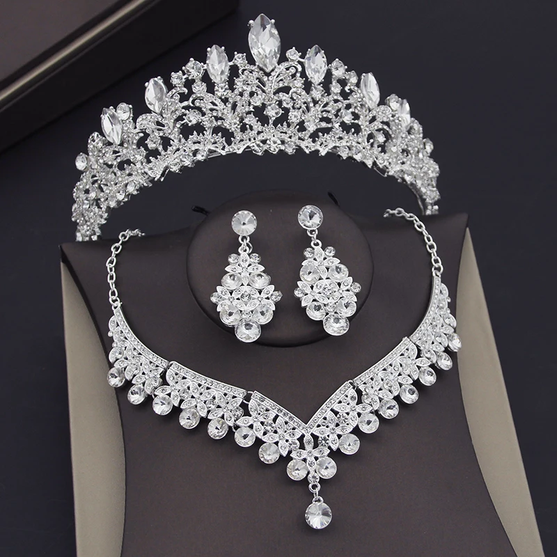 Luxury Silver Colors Bridal Jewelry Sets for Women Tiaras Earrings Choker Necklace Sets Bride Prom Wedding Crown Jewelry Set
Luxury Silver Colors Bridal Jewelry Sets for Women Tiaras Earrings Choker Necklace Sets Bride Prom Wedding Crown Jewelry Set