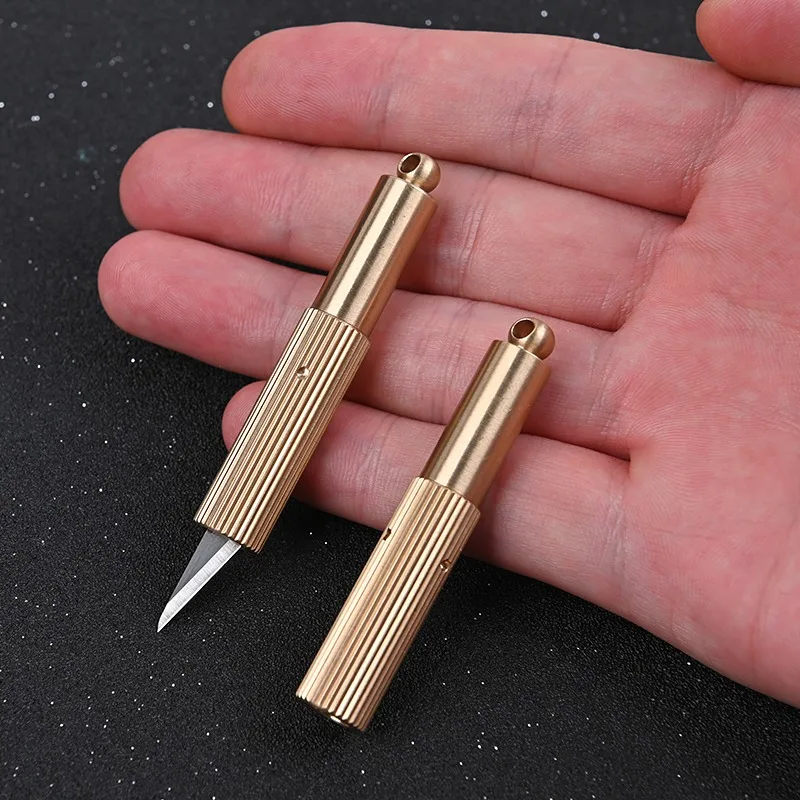 Brass Rotary Telescopic Knife Portable Pocket Knife Rotary Opening and Closing Demolition Express Fruit Knife Keychain Ornament
Brass Rotary Telescopic Knife Portable Pocket Knife Rotary Opening and Closing Demolition Express Fruit Knife Keychain Ornament
