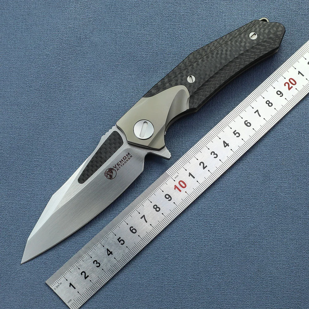 KEVIN JOHN VENOM ATTACKER Folding Knife Lapel Blade M390 Blade Titanium Carbon Fiber Handle Survival Outdoor Knife Tool
KEVIN JOHN VENOM ATTACKER Folding Knife Lapel Blade M390 Blade Titanium Carbon Fiber Handle Survival Outdoor Knife Tool
