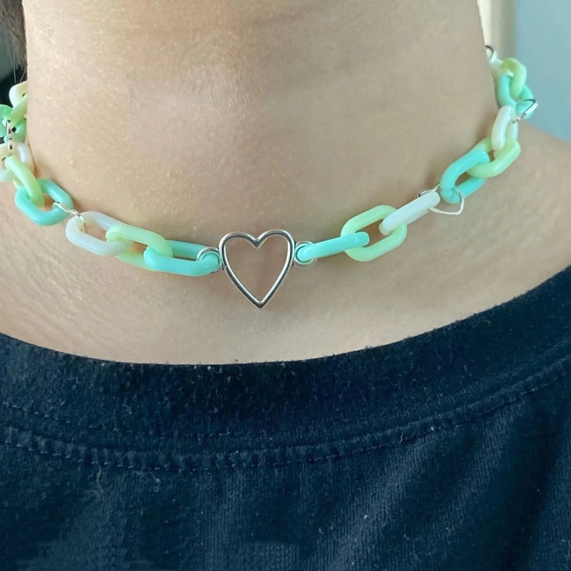 Y2K Jewelry Geometric Peach Heart Chain Necklace For Women Fashion Punk Harajuku Retro Cute Necklace Charm 90s Aesthetic
Y2K Jewelry Geometric Peach Heart Chain Necklace For Women Fashion Punk Harajuku Retro Cute Necklace Charm 90s Aesthetic