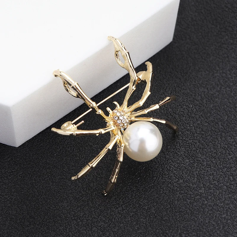 Fashion New Black Spider Brooch Creative Personality Pearl Multicolor Alloy Brooch Women Pin Jewelry Punk Trend Halloween Gift
Fashion New Black Spider Brooch Creative Personality Pearl Multicolor Alloy Brooch Women Pin Jewelry Punk Trend Halloween Gift