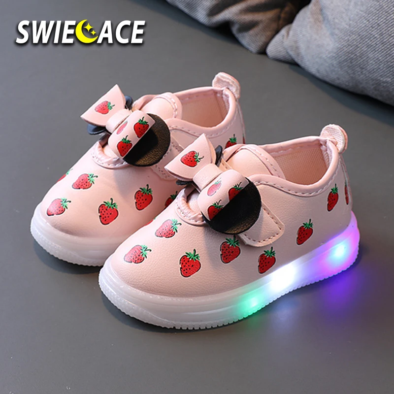 Size 21-30 Baby Luminous Shoes For Girls Glowing Children Sneakers For Kids Toddler Girl Shoes With Led Lights Soft Sole Lighted
Size 21-30 Baby Luminous Shoes For Girls Glowing Children Sneakers For Kids Toddler Girl Shoes With Led Lights Soft Sole Lighted