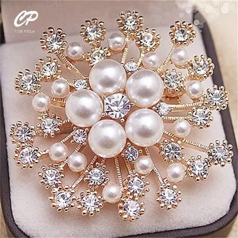 Pearl Brooch Women's Rhinestone Silk Scarf Buckle Anti-glare Buckle Crystal Corsage Pin Jewelry Clothes Accessories
Pearl Brooch Women's Rhinestone Silk Scarf Buckle Anti-glare Buckle Crystal Corsage Pin Jewelry Clothes Accessories