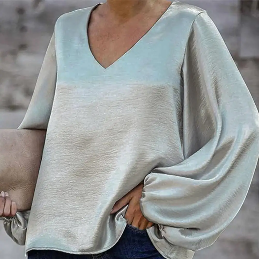 New Stylish Pullover Solid Color Simple Elegant Loose-fitting Basic Top Women Blouse Top for 2022
New Stylish Pullover Solid Color Simple Elegant Loose-fitting Basic Top Women Blouse Top for 2022