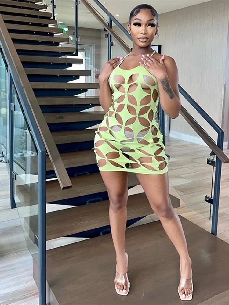 WJFZQM Sexy Hollow Out Geometric Mini Dress Women Spaghetti Strap See Through Stunning Skinny Midnight Skirt Clubwear Lady mujer
WJFZQM Sexy Hollow Out Geometric Mini Dress Women Spaghetti Strap See Through Stunning Skinny Midnight Skirt Clubwear Lady mujer