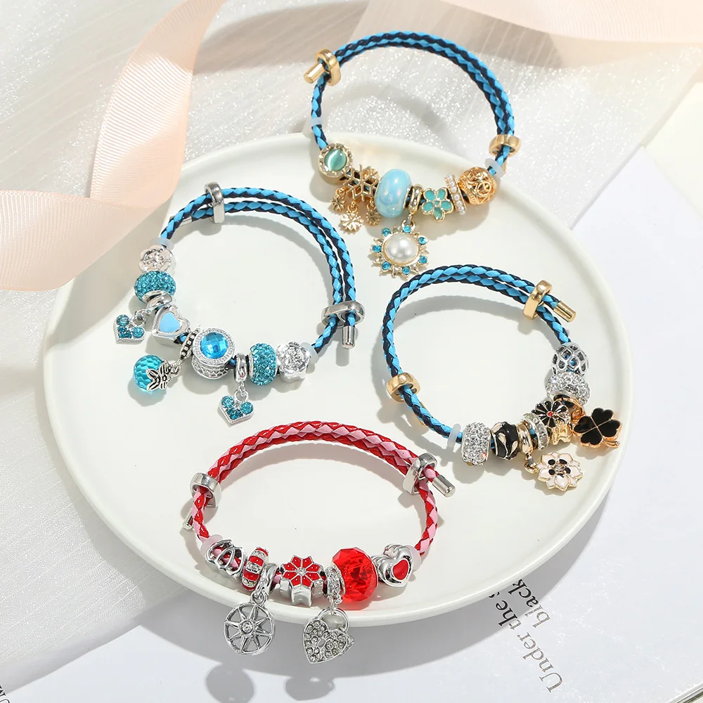 New fashion personality color matching leather rope elastic love pendant bracelet female temperament exquisite bracelet
New fashion personality color matching leather rope elastic love pendant bracelet female temperament exquisite bracelet