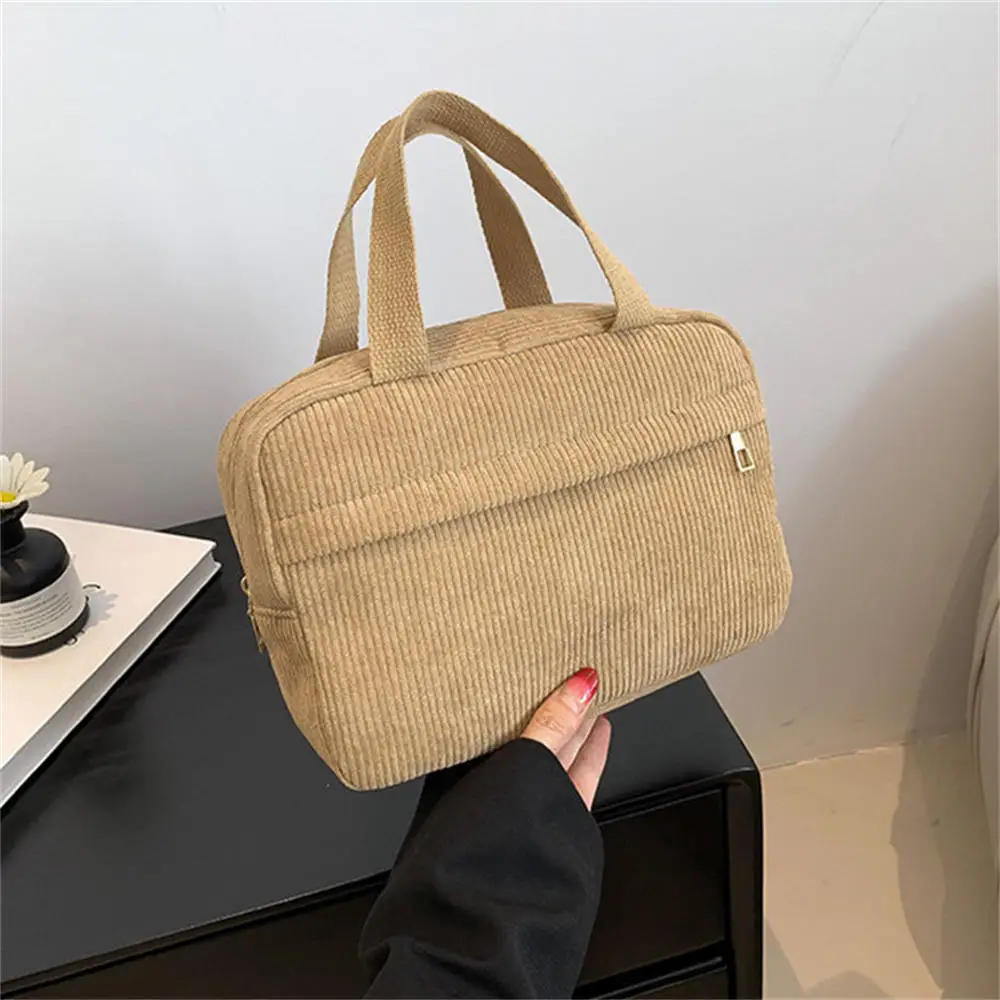 Winter Corduroy Underarm Bag Casual Women Shoulder Bags Travel Armpit Shopping Pouch Phone Pouch Zipper Female Handbag Clutch
Winter Corduroy Underarm Bag Casual Women Shoulder Bags Travel Armpit Shopping Pouch Phone Pouch Zipper Female Handbag Clutch