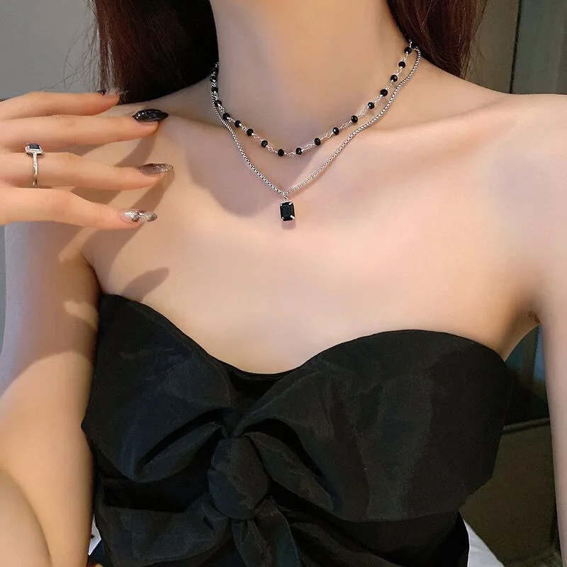 Ancient Silver Colour Double Layered Black Stone Square Pendant Necklace Fashion For Womens 2022 Vintage Jewelry Accessories
Ancient Silver Colour Double Layered Black Stone Square Pendant Necklace Fashion For Womens 2022 Vintage Jewelry Accessories