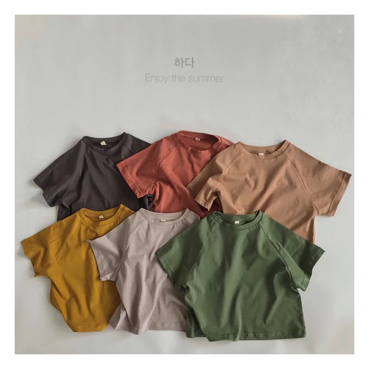 Korean version short-sleeved T-shirt summer children's solid color bat sleeve T-shirt boys and girls round neck loose bottoming
Korean version short-sleeved T-shirt summer children's solid color bat sleeve T-shirt boys and girls round neck loose bottoming