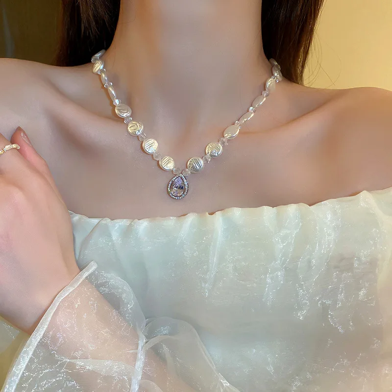 Elegant Irregular Baroque Pearl Beads Chokers Necklaces for Women Shiny Waterdrop Rhinestone Crystal Pendant Necklace Jewelry
Elegant Irregular Baroque Pearl Beads Chokers Necklaces for Women Shiny Waterdrop Rhinestone Crystal Pendant Necklace Jewelry