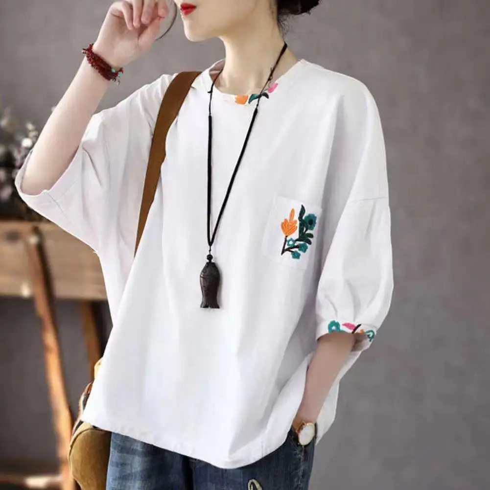 M-4XL Summer Women T-shirt O-Neck Lantern Half Sleeve Thin Embroidery Flower Pattern Loose Fit Blouse Tee Top Female Clothing
M-4XL Summer Women T-shirt O-Neck Lantern Half Sleeve Thin Embroidery Flower Pattern Loose Fit Blouse Tee Top Female Clothing