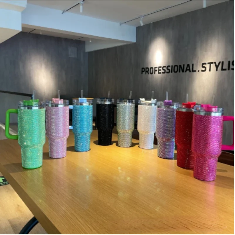 1200ML 40oz Diamond Mug Tumbler with Handle Insulated Tumbler with Lids Straw Stainless Steel Coffee Tumbler Termos Cup2023
1200ML 40oz Diamond Mug Tumbler with Handle Insulated Tumbler with Lids Straw Stainless Steel Coffee Tumbler Termos Cup2023