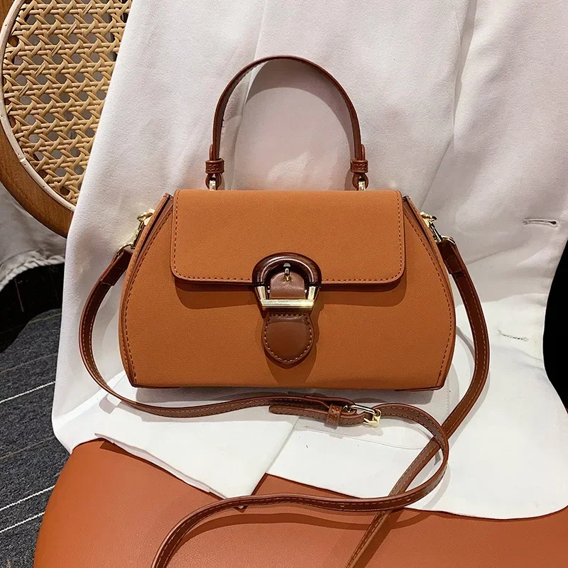 New Simple Fashion Bags Crossbody Casual Small Bags To Match The Popular One-shoulder Women's Bag
New Simple Fashion Bags Crossbody Casual Small Bags To Match The Popular One-shoulder Women's Bag