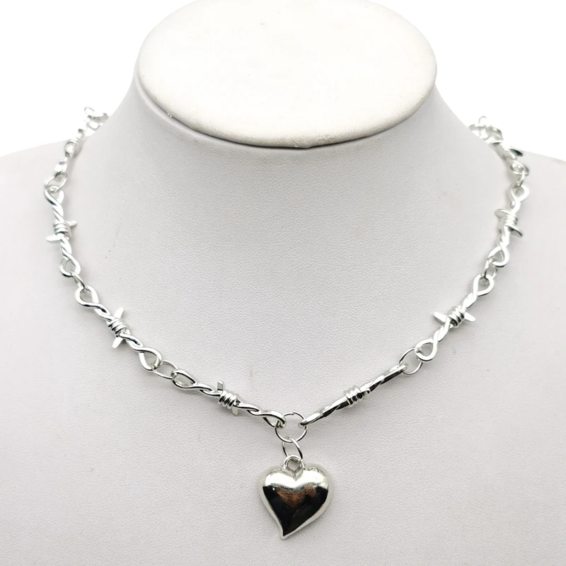 Necklace Ladies Hip Hop Gothic Punk Barbed Wire Thorns Chain Necklace Gift 2022 New High Quality Jewelry Fashion Accessories
Necklace Ladies Hip Hop Gothic Punk Barbed Wire Thorns Chain Necklace Gift 2022 New High Quality Jewelry Fashion Accessories