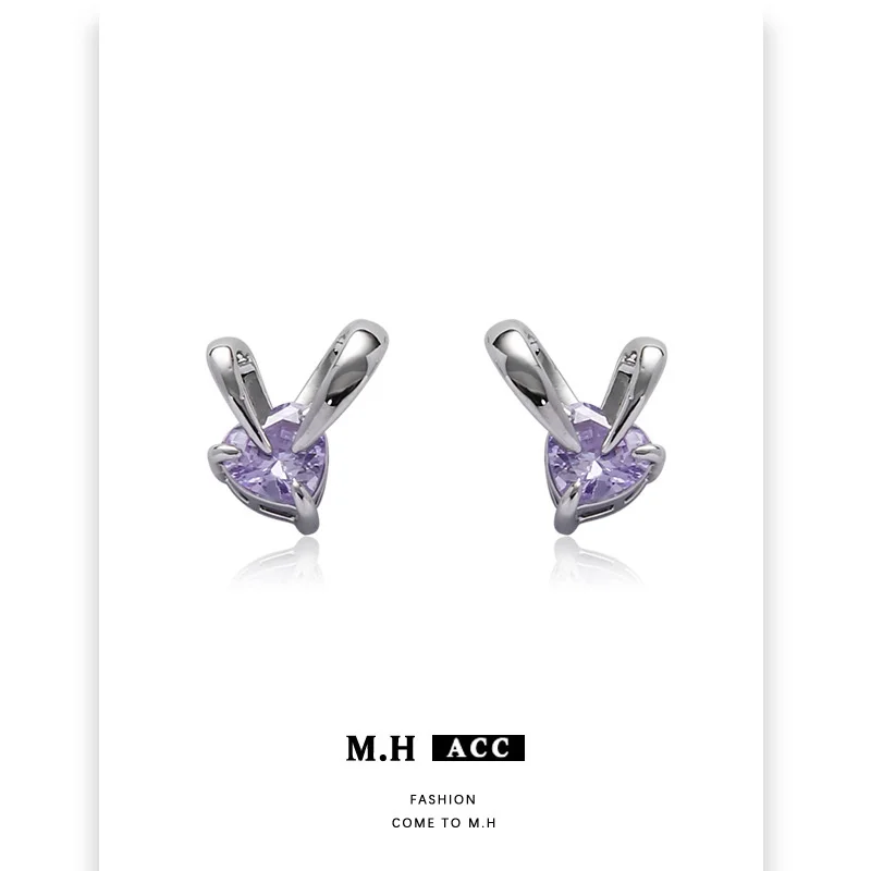 Violet Love Zircon Rabbit Ear Studs New Simple, Luxury, Sweet, Cool Style Silver Needle Ear Studs New Chinese Style Earrings
Violet Love Zircon Rabbit Ear Studs New Simple, Luxury, Sweet, Cool Style Silver Needle Ear Studs New Chinese Style Earrings