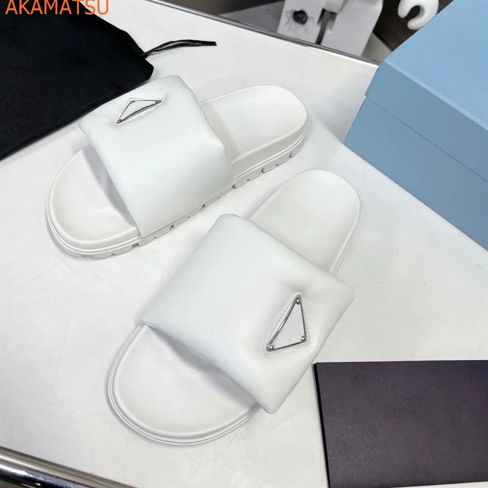 Round Toe Flat Women Slippers Solid Fashion Casual Slingback Flat With 2023 Summer New Arrivals European Women Shoes 
Round Toe Flat Women Slippers Solid Fashion Casual Slingback Flat With 2023 Summer New Arrivals European Women Shoes