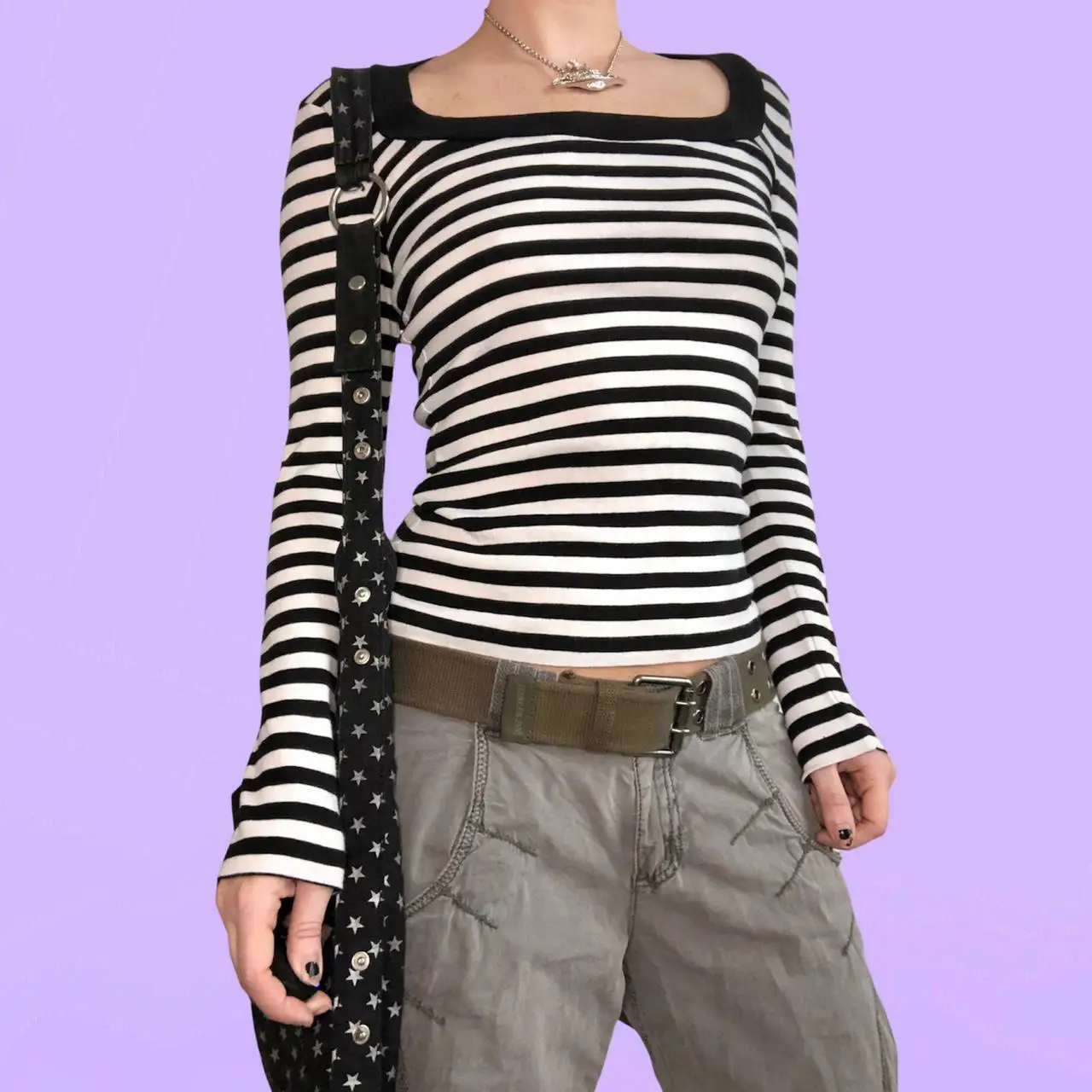 Combhasaki Women Sexy Y2K Clothing Lady Long Sleeve Square Neck Black White Striped Slim-fitting Casual Tops For Female
Combhasaki Women Sexy Y2K Clothing Lady Long Sleeve Square Neck Black White Striped Slim-fitting Casual Tops For Female