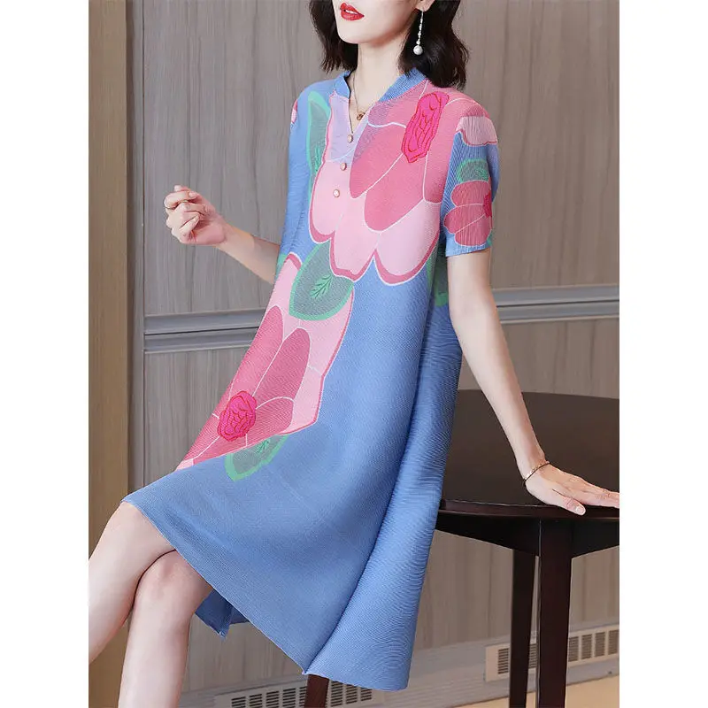 Fold National Wind V -neck Dress Short -sleeved Printing Loose Fashion Casual Skirt 2022 Summer New Middle Long Dress Female
Fold National Wind V -neck Dress Short -sleeved Printing Loose Fashion Casual Skirt 2022 Summer New Middle Long Dress Female