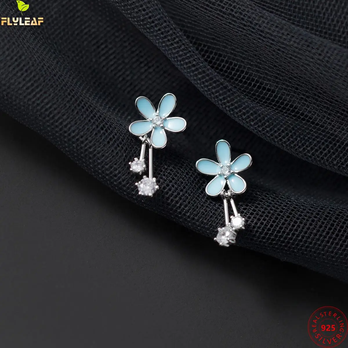 Женские серьги-подвески из серебра 925 пробы, с синей глазурью
Женские серьги-подвески из серебра 925 пробы, с синей глазурью