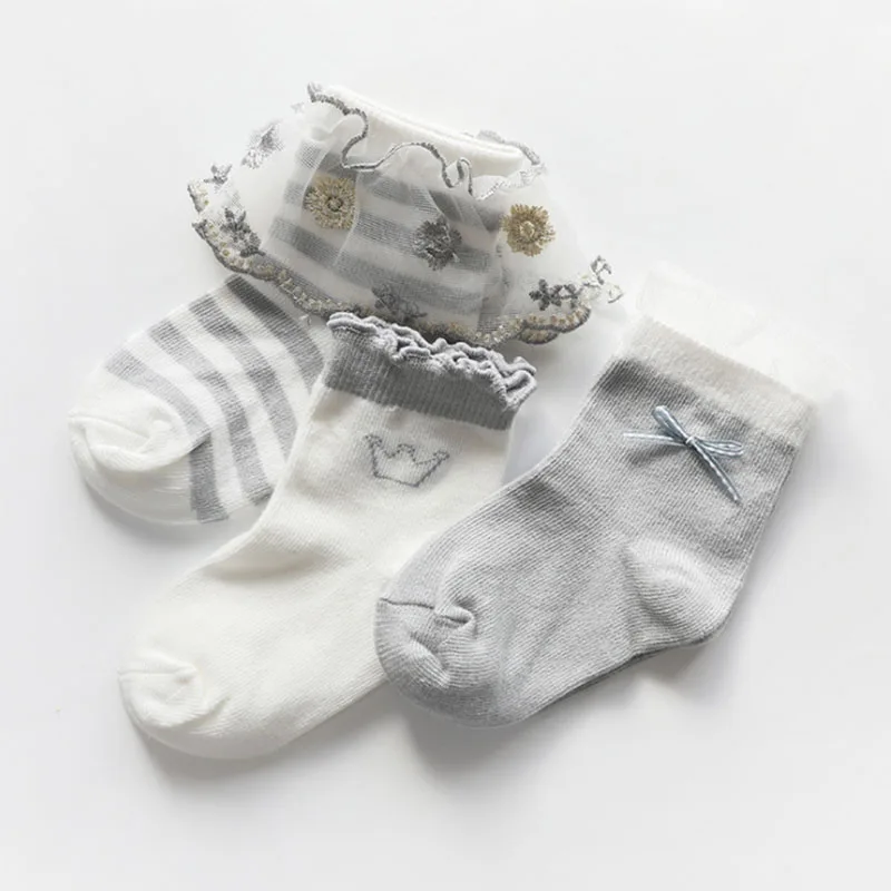 3 Pairs/Lot Lace Flower Newborn Baby Socks Cotton Anti-Slip Kids Floor Socks Spring autumn toddler Girls socks
3 Pairs/Lot Lace Flower Newborn Baby Socks Cotton Anti-Slip Kids Floor Socks Spring autumn toddler Girls socks