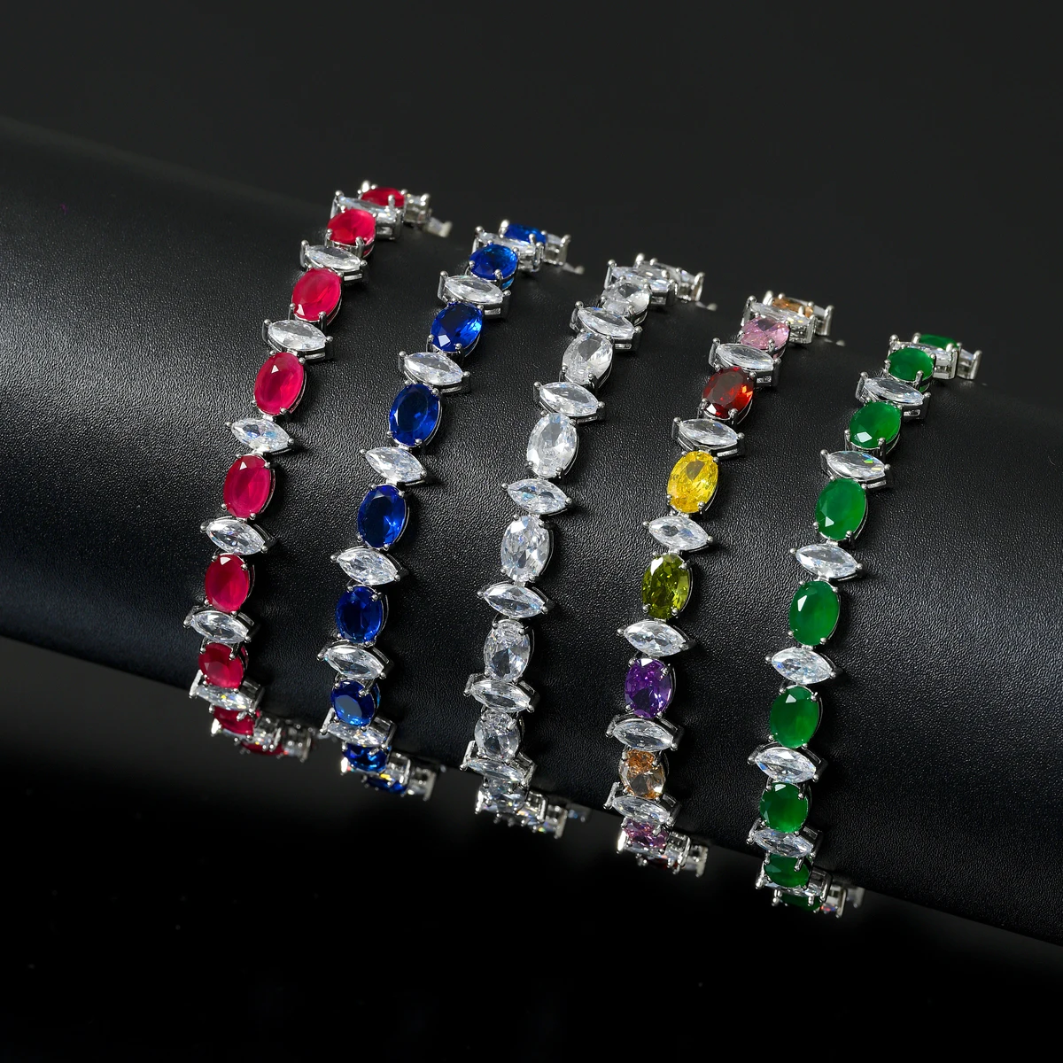 Oval Cut Bracelet Colored Natural 3A Cubic Zirconia Women Elegant Bracelet Fahsion Jewelry 
Oval Cut Bracelet Colored Natural 3A Cubic Zirconia Women Elegant Bracelet Fahsion Jewelry