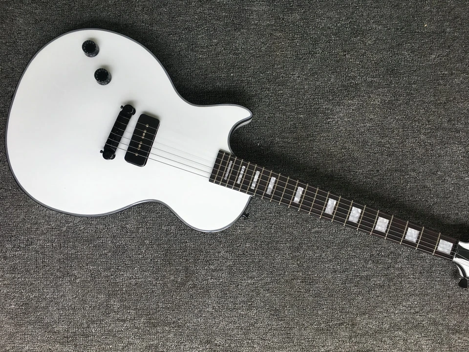 left hand mahogany body and neck electric guitar black binding one p90 pickups black hardware
left hand mahogany body and neck electric guitar black binding one p90 pickups black hardware