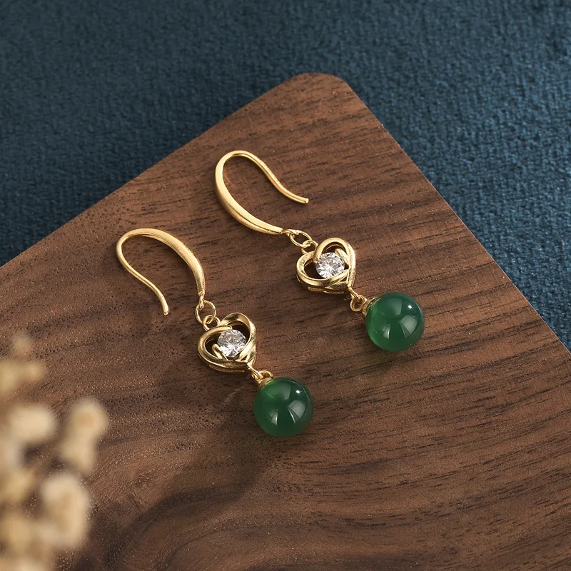 Vintage Heart Shaped Earrings Zircon Crystal Earrings Inlaid Chalcedony Earrings Wedding Birthday Gift Jewelry Accessories
Vintage Heart Shaped Earrings Zircon Crystal Earrings Inlaid Chalcedony Earrings Wedding Birthday Gift Jewelry Accessories