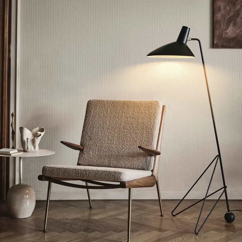 Modern Floor Lamp Designer Tripod Iron E27 Floor Lamps For Living Room Bedroom Decor Lighting Nordic Home Bedside Standing Lamp
Modern Floor Lamp Designer Tripod Iron E27 Floor Lamps For Living Room Bedroom Decor Lighting Nordic Home Bedside Standing Lamp