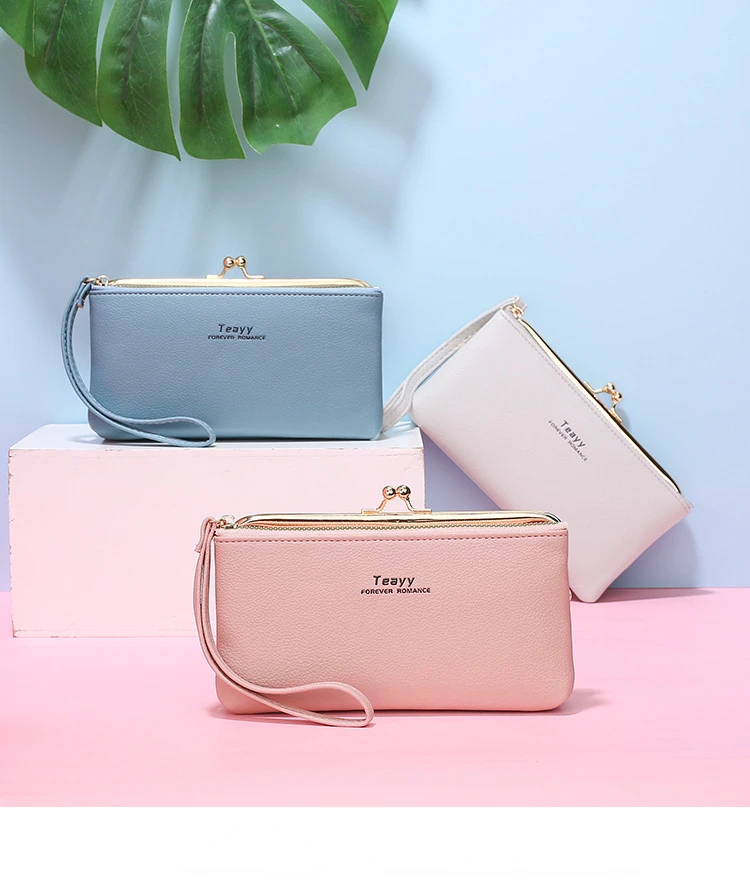 Вечерние клатчи для женщин, винтажные однотонные длинные бумажники из мягкой искусственной кожи с ремешком на руку для сотового телефона
Вечерние клатчи для женщин, винтажные однотонные длинные бумажники из мягкой искусственной кожи с ремешком на руку для сотового телефона