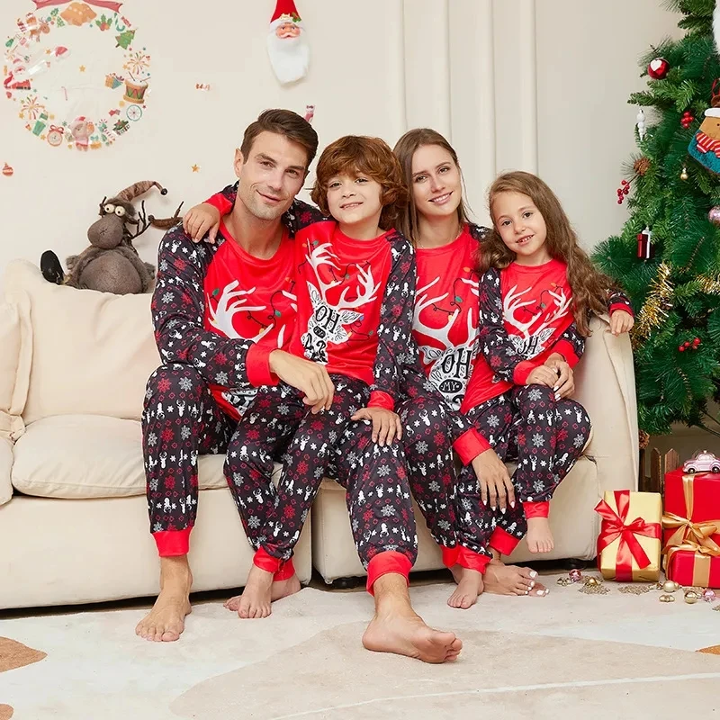 

Deer Print Long Sleeve Christmas Pajamas Couples Famliy Matching Xmas Pjs Mommy Daughter Daddy Son Kids Mother Father 2023 New