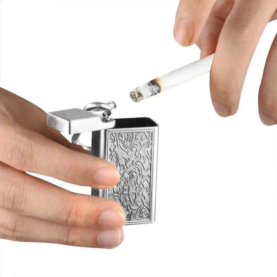 Portable Mini Car Dustproof Ashtray Keychain Carabiner Metal Outdoor Ashtray Birthday Gift
Portable Mini Car Dustproof Ashtray Keychain Carabiner Metal Outdoor Ashtray Birthday Gift