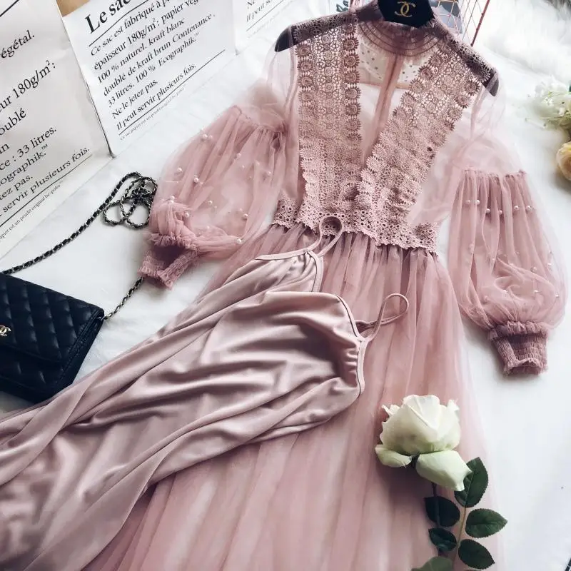 2020 autumn Long Lantern Sleeve bead work Mesh Dresses Women Vintage Princess Embroidery Mesh Lace Dresses Sweet Mesh Dress
2020 autumn Long Lantern Sleeve bead work Mesh Dresses Women Vintage Princess Embroidery Mesh Lace Dresses Sweet Mesh Dress