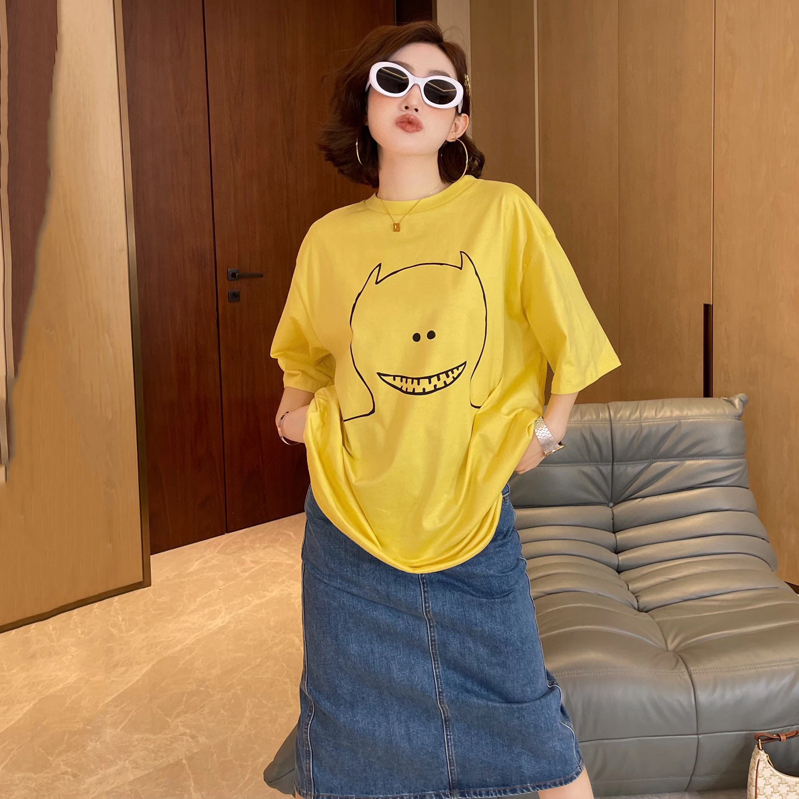 2022 summer new men's and women's same style cotton destroy monster doll pattern print round neck loose short-sleeved T-shirt
2022 summer new men's and women's same style cotton destroy monster doll pattern print round neck loose short-sleeved T-shirt