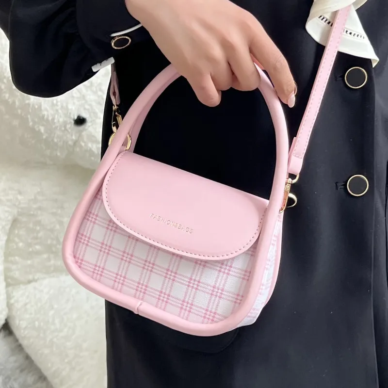 Japan Style Lady Kawaii Shoulder Bag Trendy Pink Plaid Pattern Women's Cute Small Handbag 2022 Hot Sale Small Top Handle Bag Sac
Japan Style Lady Kawaii Shoulder Bag Trendy Pink Plaid Pattern Women's Cute Small Handbag 2022 Hot Sale Small Top Handle Bag Sac
