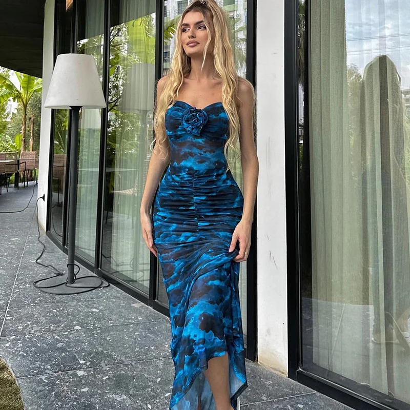2023 elegant casual dress,suspender handmade floral tight fitting dress,wrap buttocks medium length digital print pullover dress
2023 elegant casual dress,suspender handmade floral tight fitting dress,wrap buttocks medium length digital print pullover dress