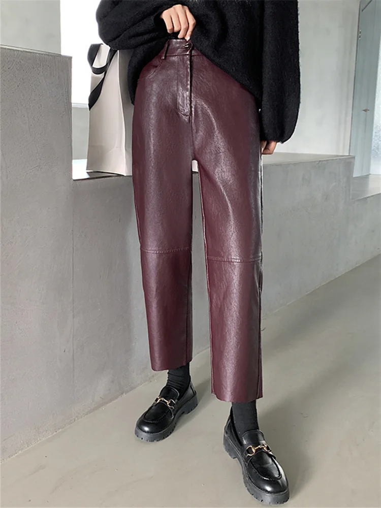 Autumn Winter PU Faux Leather Wide Leg Pants for Womens New High Waist Female Loose Street Ankle Length Trousers
Autumn Winter PU Faux Leather Wide Leg Pants for Womens New High Waist Female Loose Street Ankle Length Trousers