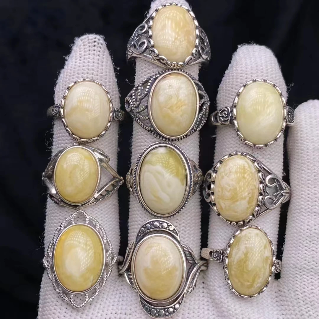 10pcs/lot Wholesale Russian Natural Honey Wax Adjustable RIng S925 Silver Retro Style Real Amber Fine Jewelry Good Quality
10pcs/lot Wholesale Russian Natural Honey Wax Adjustable RIng S925 Silver Retro Style Real Amber Fine Jewelry Good Quality