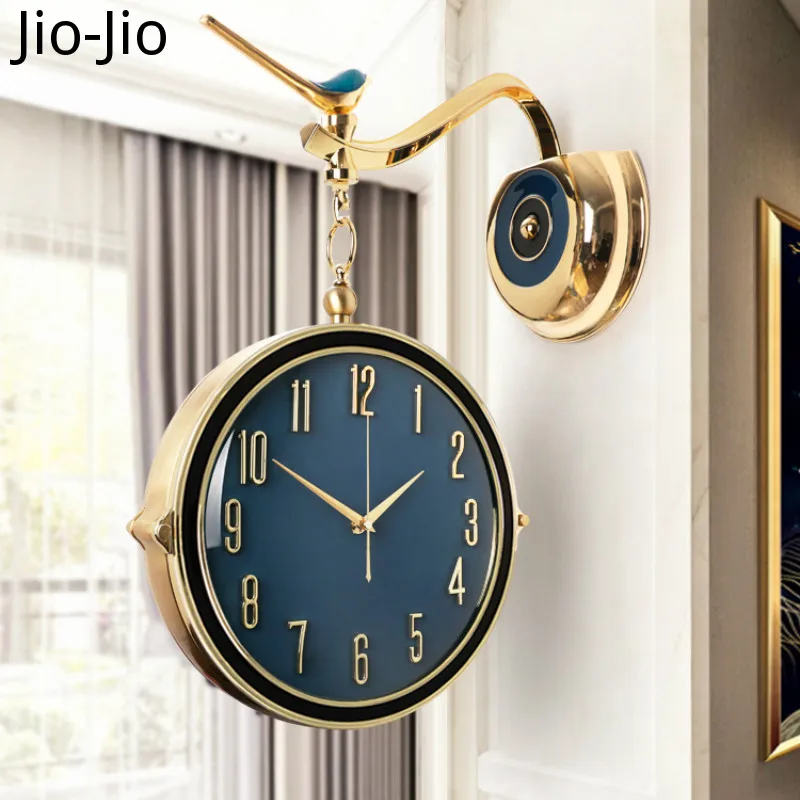Luxury Double Sided Wall Clock Home Decoration European Style Golden Wall Watch Large Living Room Clocks Creative Quartz Clock
Luxury Double Sided Wall Clock Home Decoration European Style Golden Wall Watch Large Living Room Clocks Creative Quartz Clock
