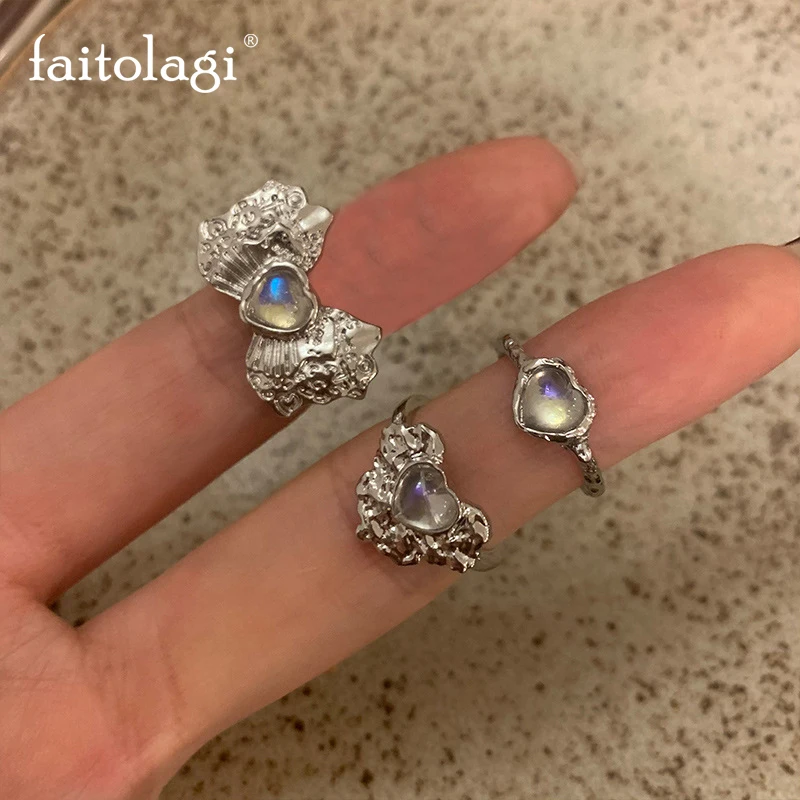 Irregular Opal Heart Rings Y2K Moonstone Love Open Ring Grunge Aesthetic White Stone Heart Rings for Women Jewelry Accessories
Irregular Opal Heart Rings Y2K Moonstone Love Open Ring Grunge Aesthetic White Stone Heart Rings for Women Jewelry Accessories