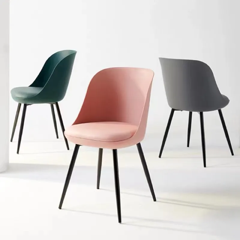 Modern Simple Dining Chair Family Backrest Leisure Comfortable Desk Negotiating Chairs Nordic Style Chaise Furniture Poltrone
Modern Simple Dining Chair Family Backrest Leisure Comfortable Desk Negotiating Chairs Nordic Style Chaise Furniture Poltrone