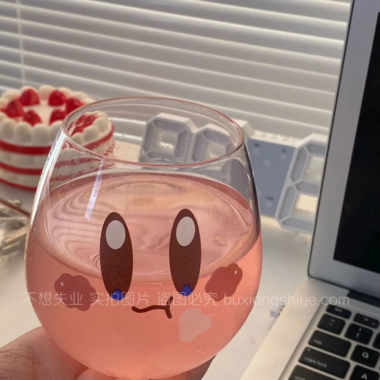 410Ml Kirbys Cute Glass Ins Girl Heart Breakfast Cup Cartoon Gift Milk Juice Glass Water Cup Kawaii Anime Figure Drinking Bottle
410Ml Kirbys Cute Glass Ins Girl Heart Breakfast Cup Cartoon Gift Milk Juice Glass Water Cup Kawaii Anime Figure Drinking Bottle